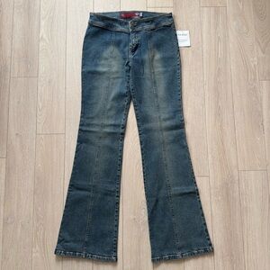 Vintage Guess NWT Bootcut Jeans in Rustic Wash Women’s Size 30